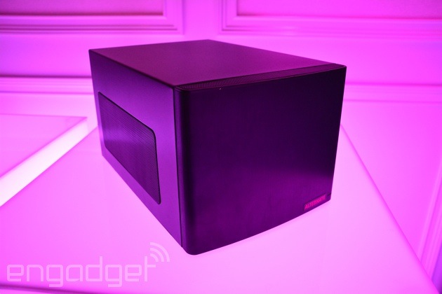 [CES 2014] Giá máy tính chơi game Steam Machine