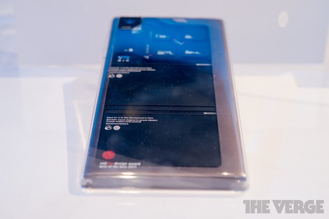 [CES 2014] Cận ảnh ZTE Eco-Mobius: Điện thoại 