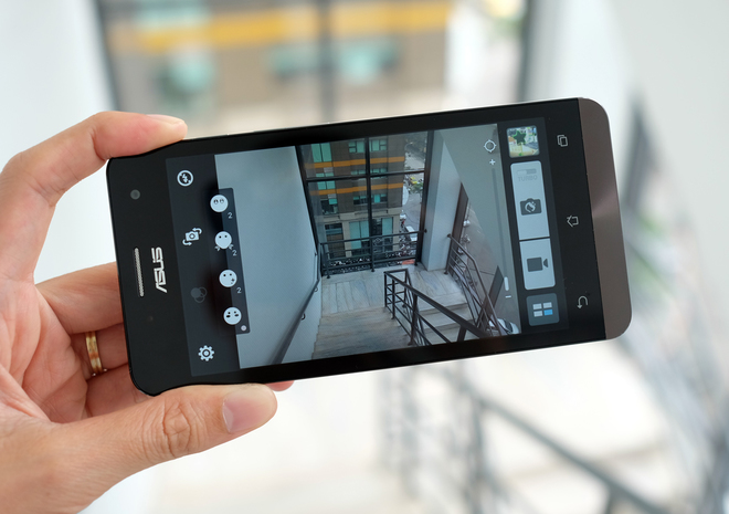 Asus ZenFone 5 chính hãng Việt Nam tăng RAM lên 2 GB