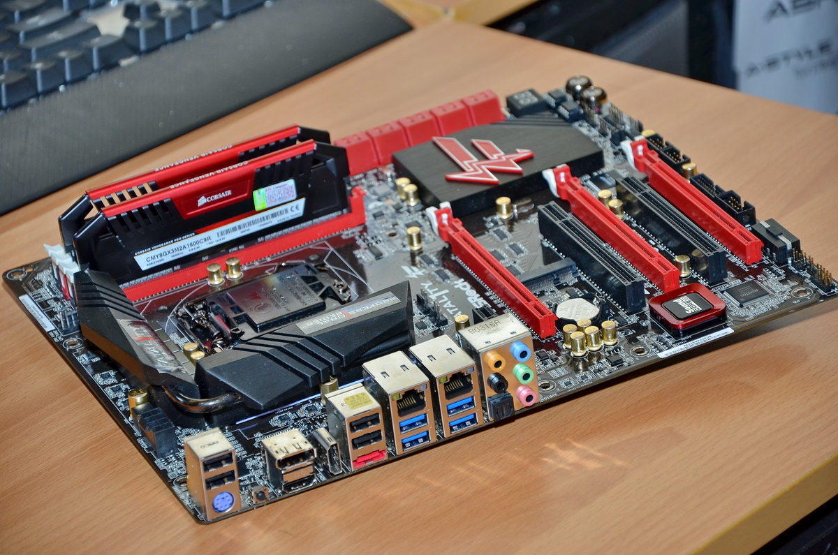 ASRock công bố dòng bo mạch chủ nền tảng Haswell 