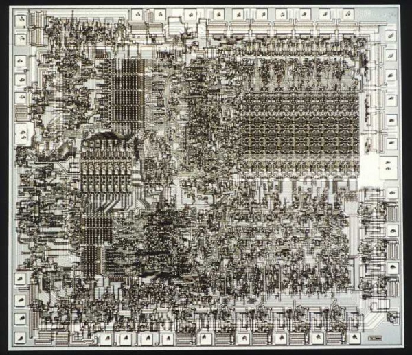 san-pham-chip-ngam-lai-20-con-chip-lam-nen-lich-su-intel